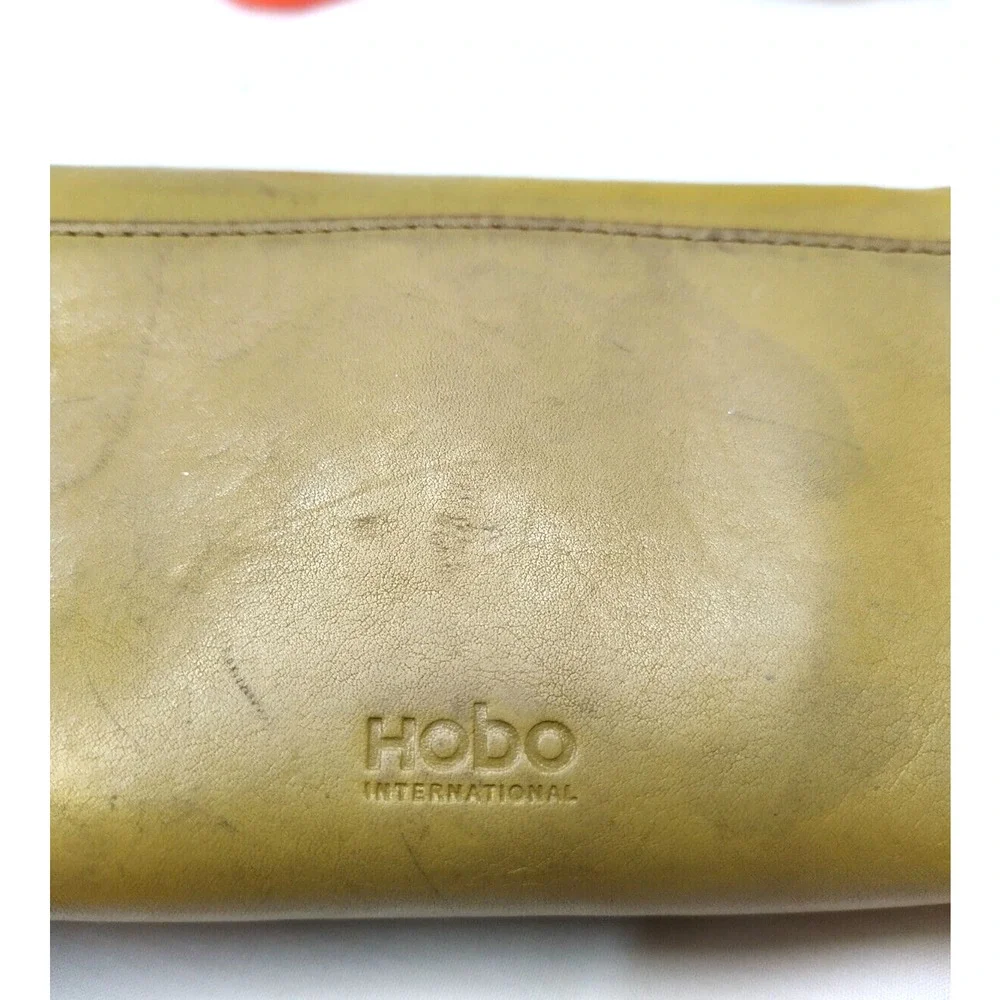 Hobo International Lime Green Yellow Leather Credit Card Bifold Wallet
